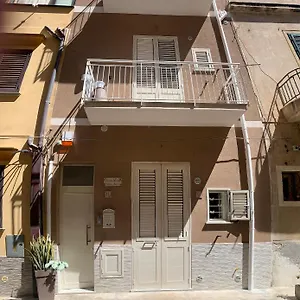 Appartamento Denise Vacanze - Monolocali Arredati, Bagheria